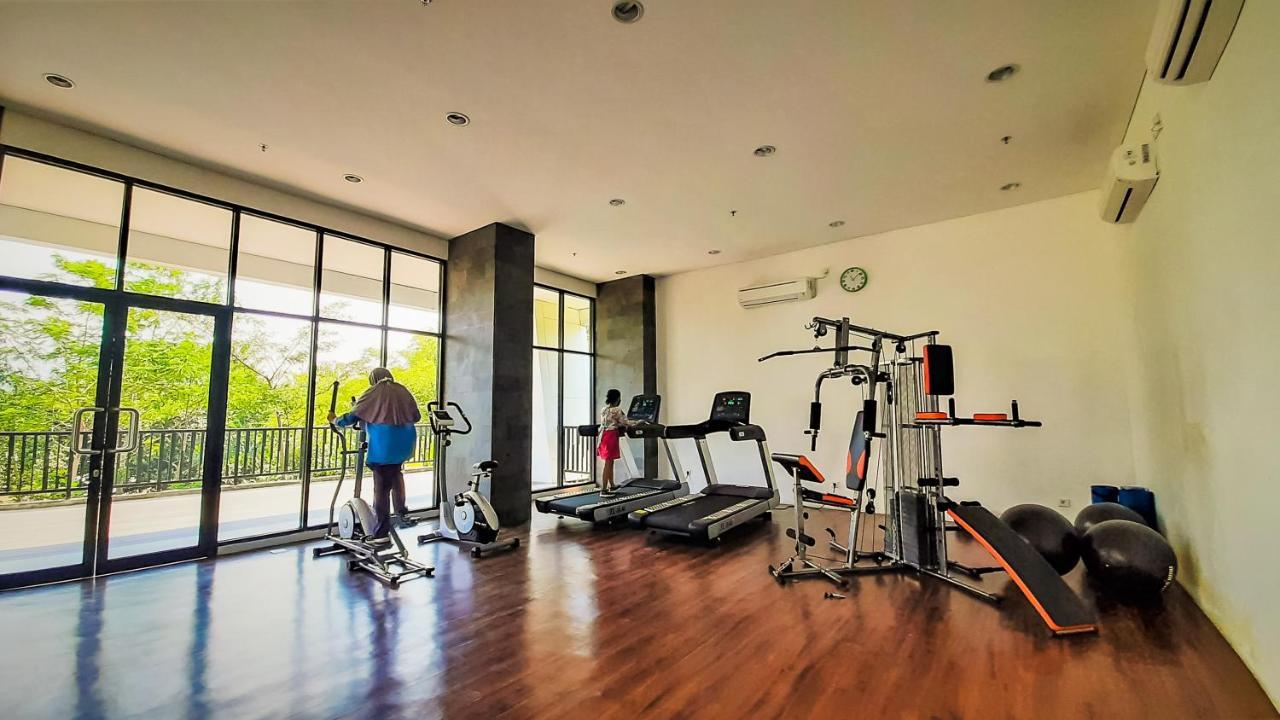 Cordova Suites Semarang Exterior foto