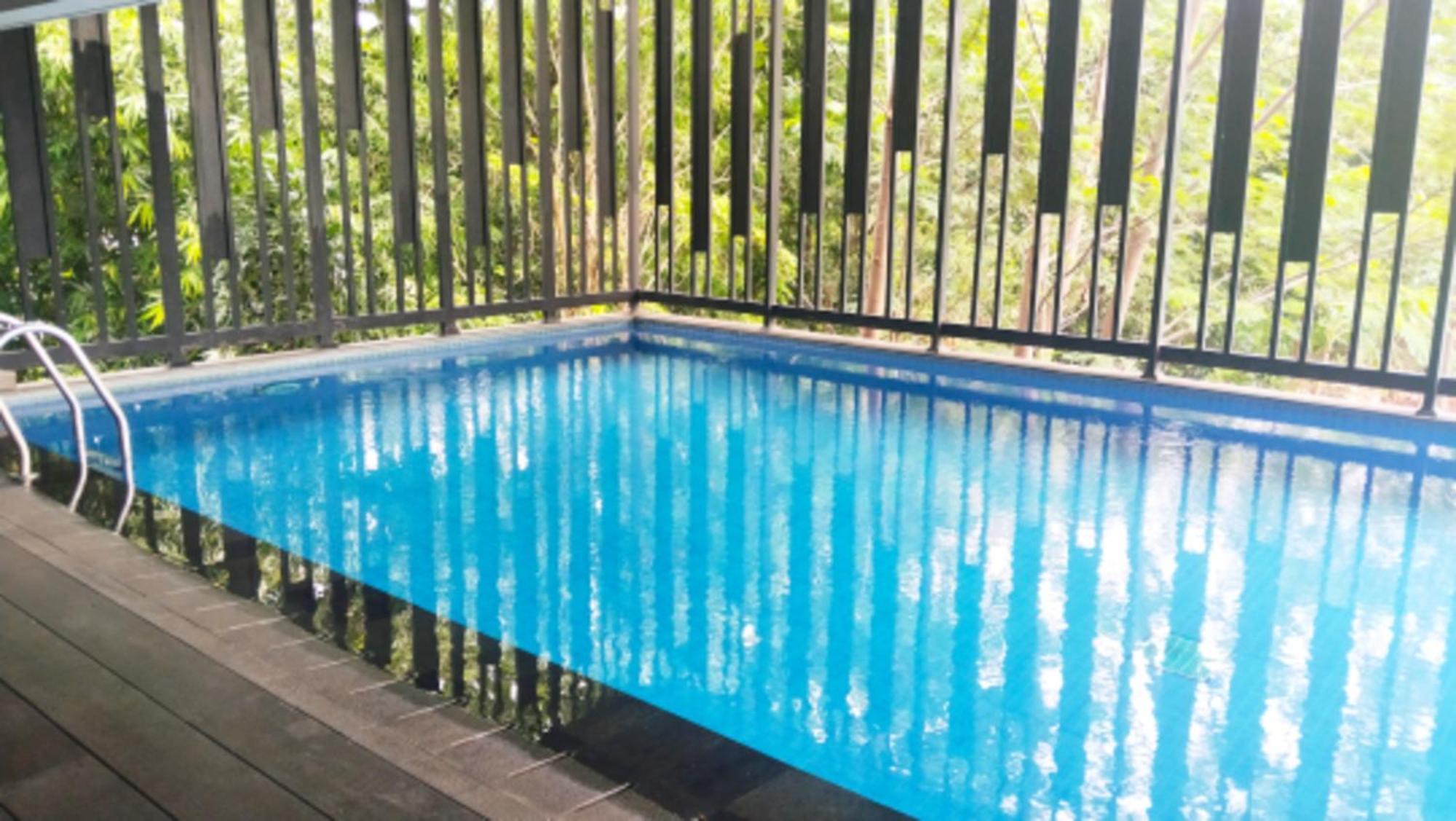 Cordova Suites Semarang Exterior foto